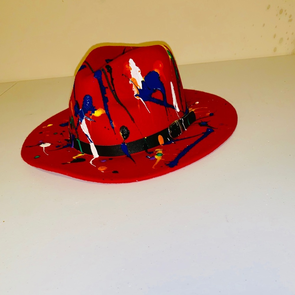 Customized multiple color hat